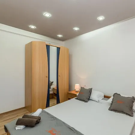 Family Blue Sky Ae1440 Apartman