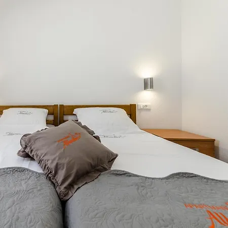 Family Blue Sky Ae1440 Apartman