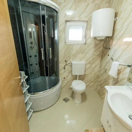 Family Blue Sky Ae1440 Apartman *